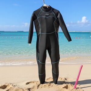 Akona Quantum Stretch 7mm Women BZ Tiffany 13/14 Wetsuit Full Legnth Surfing